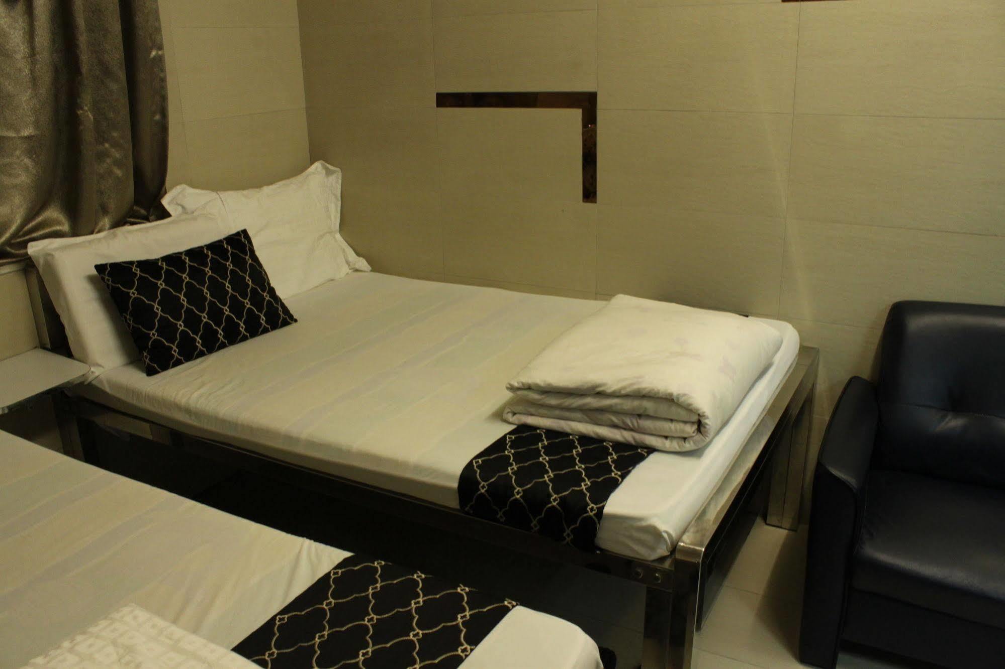 Osaka Hostel هونغ كونغ المظهر الخارجي الصورة